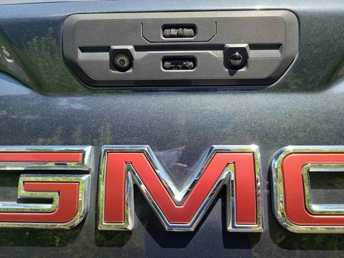 Used 2021 GMC Sierra 1500 AT4 w/ AT4 Value Package AWD/4WD image 31