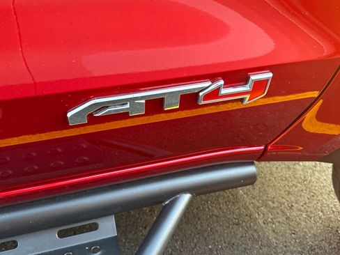 Used 2024 GMC Canyon AT4 w/ AT4 Premium Package image 4