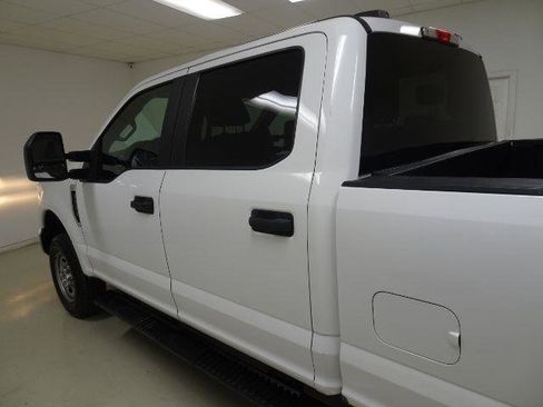 Used 2021 Ford F250 XL w/ Power Equipment Group image 16