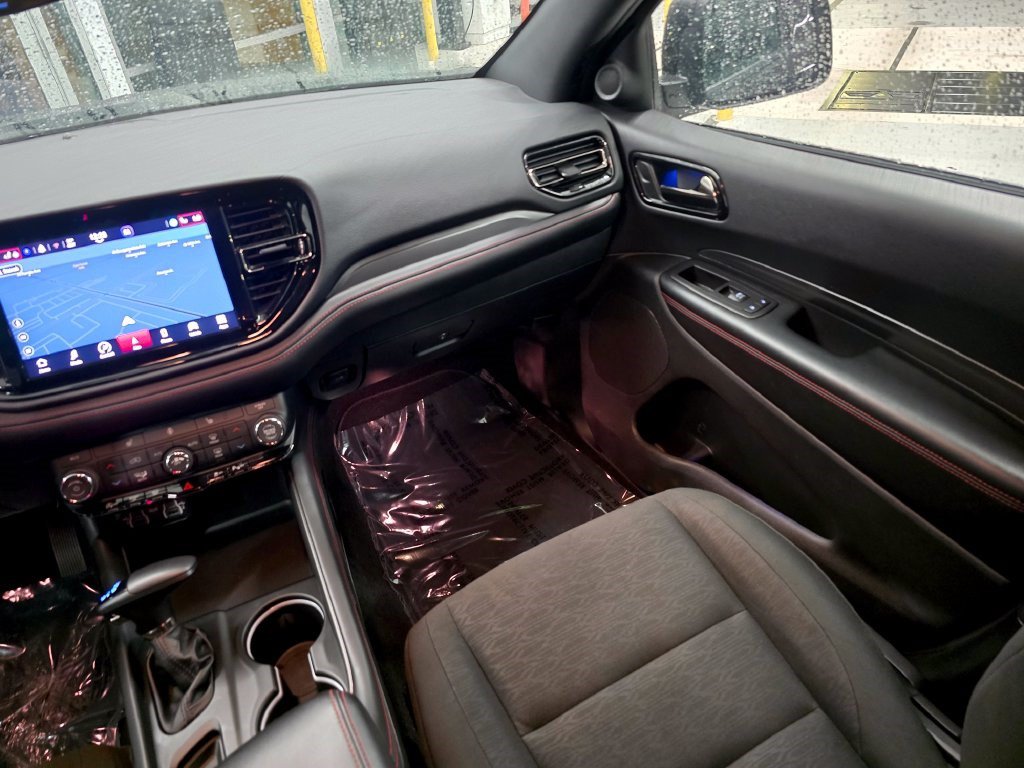 Used 2025 Dodge Durango GT RWD image 37