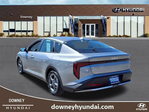 Used 2025 Kia K4 FWD image 6