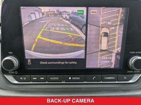 Certified 2021 Nissan Rogue SV image 26