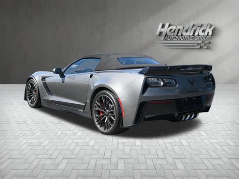 Used 2015 Chevrolet Corvette Z06 w/ 3LZ Preferred Equipment Group RWD image 10