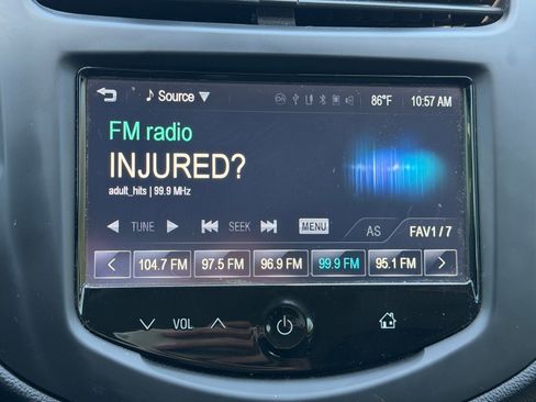 Used 2016 Chevrolet Trax LS FWD image 20