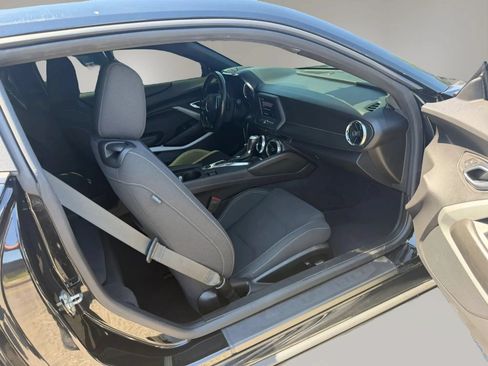 Used 2022 Chevrolet Camaro LT RWD image 26