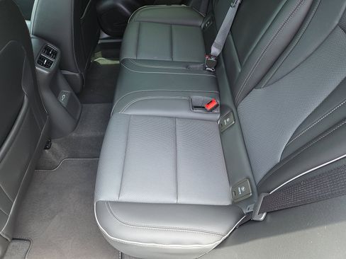 Used 2023 Buick Envision Essence AWD/4WD image 22