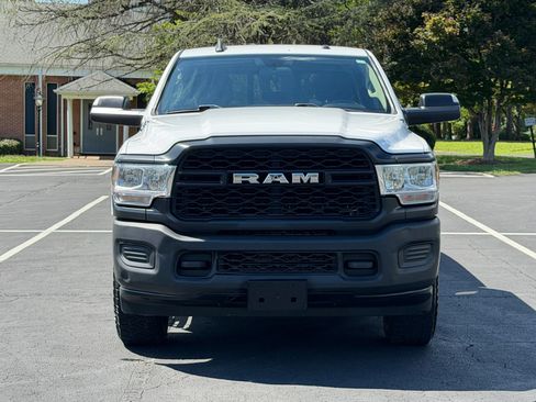 Used 2019 RAM 3500 Tradesman AWD/4WD image 3