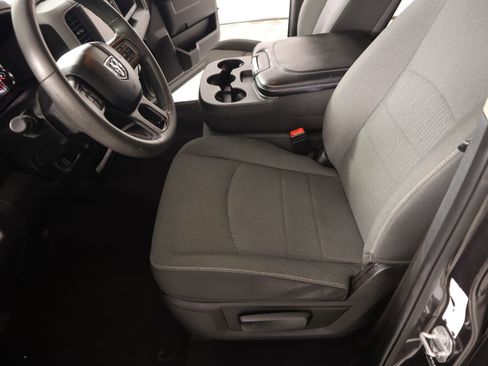 Used 2021 RAM 1500 Tradesman w/ Chrome Plus Package image 10