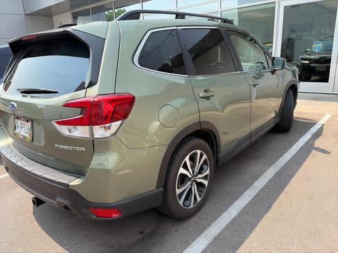 Used 2020 Subaru Forester Limited w/ Popular Package #3 AWD/4WD image 6
