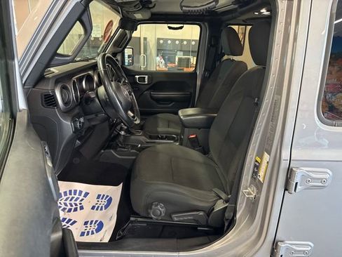 Used 2020 Jeep Wrangler Unlimited Sport S AWD/4WD image 25