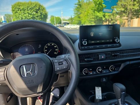 Used 2024 Honda HR-V LX image 21