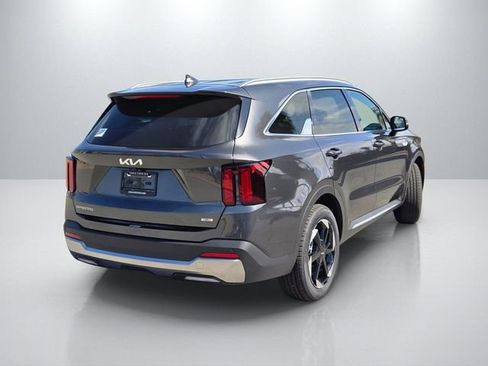 New 2026 Kia Sorento EX FWD image 4