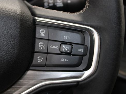 Used 2024 Jeep Wagoneer Series II image 24