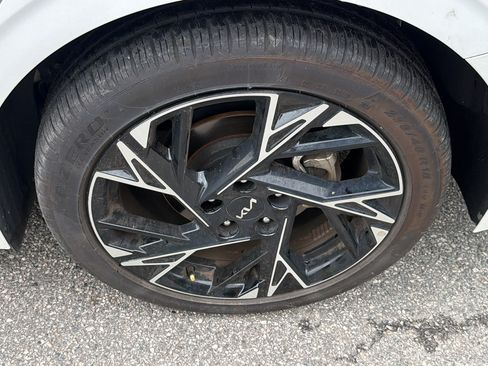 Used 2025 Kia K5 GT-Line w/ GT-Line Premium Package FWD image 12
