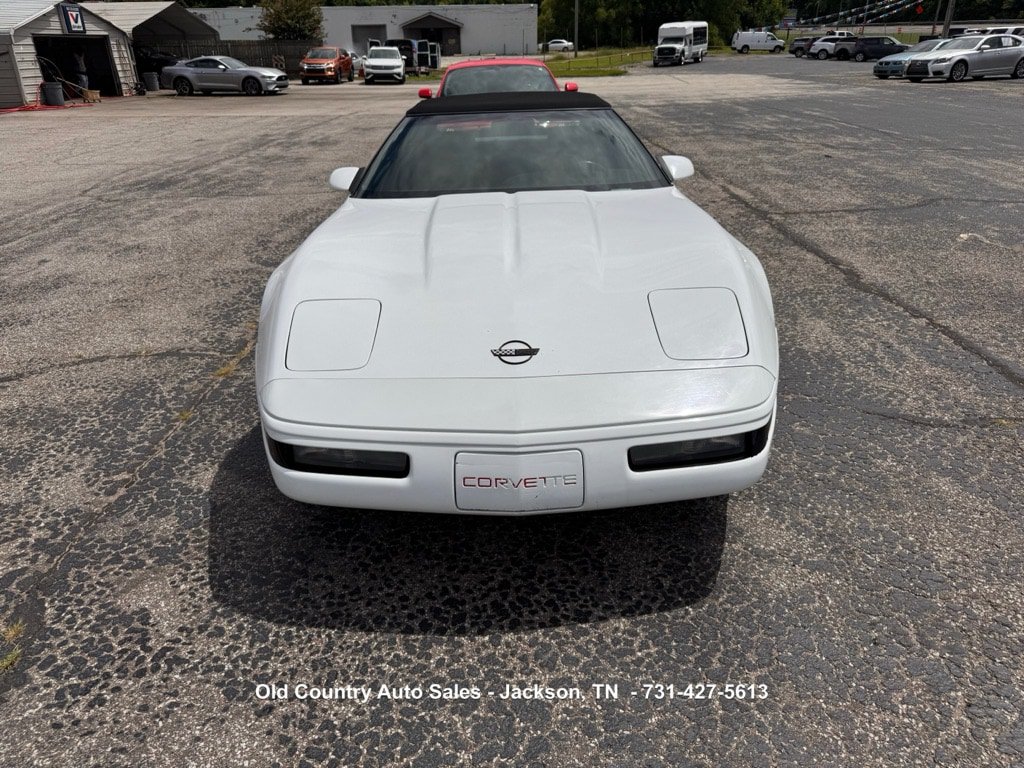 Used 1992 Chevrolet Corvette Convertible RWD image 25