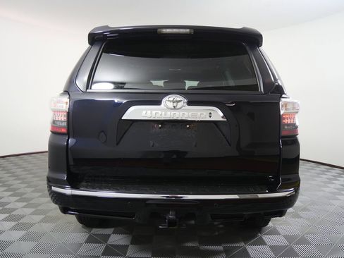 Used 2023 Toyota 4Runner Limited RWD image 4