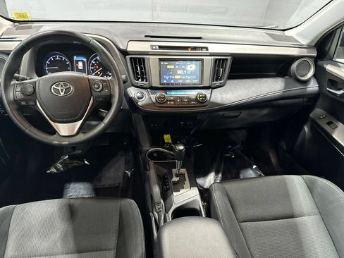 Used 2017 Toyota RAV4 XLE w/ Plus Extra Value Package AWD/4WD image 8