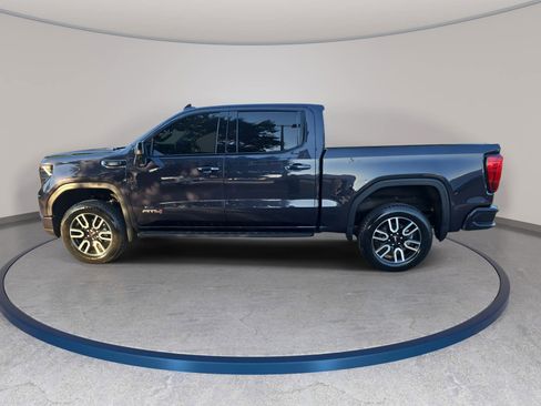 Used 2024 GMC Sierra 1500 AT4 w/ Technology Package AWD/4WD image 8