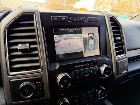 Used 2017 Ford F150 Raptor w/ Equipment Group 802A Luxury image 43