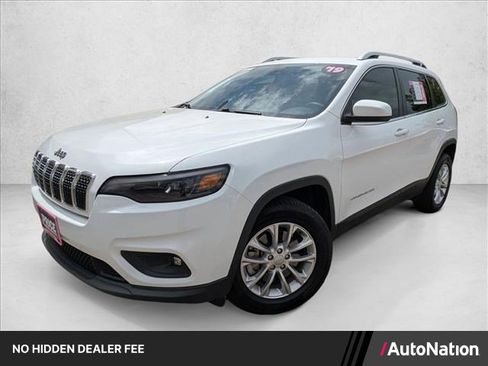 Used 2019 Jeep Cherokee Latitude w/ Popular Appearance Group AWD/4WD image 1