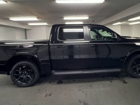 Used 2025 RAM 1500 Laramie w/ Night Edition AWD/4WD image 9