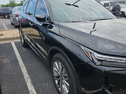 Used 2024 Acura MDX SH-AWD w/ Advance Package image 3