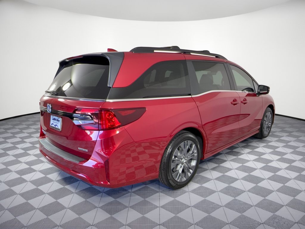 New 2027 Honda Odyssey Touring image 9