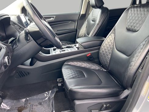 Used 2024 Ford Edge Titanium image 53