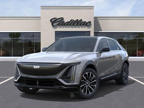 New 2025 Cadillac Lyriq Sport image 6