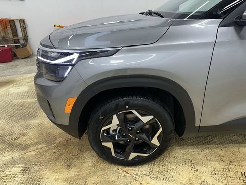 New 2026 Kia Seltos S AWD/4WD image 19