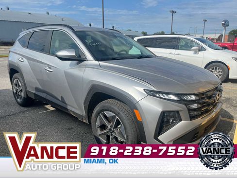 Used 2025 Hyundai Tucson SEL AWD/4WD image 2