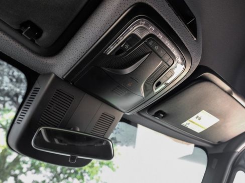 Used 2025 Mercedes-Benz Sprinter 2500 w/ Dashboard Charging Package image 25