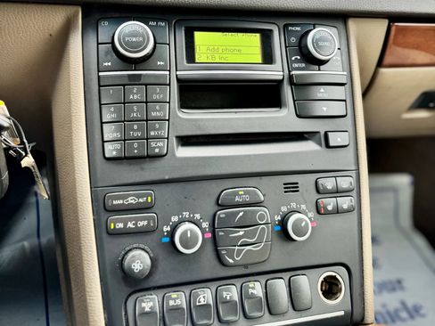 Used 2011 Volvo XC90 3.2 image 5