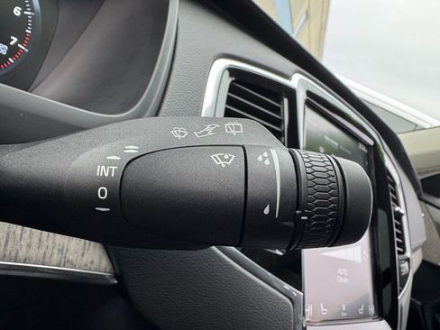 Used 2022 Volvo XC90 T6 Inscription w/ Advanced Package image 10