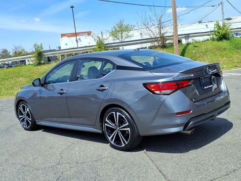Used 2023 Nissan Sentra SR w/ SR Premium Package FWD image 7