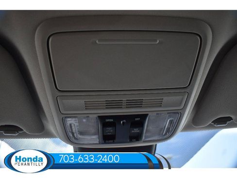 New 2026 Honda Odyssey Touring image 18