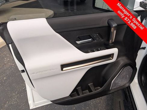 Used 2025 GMC Hummer EV 3X AWD/4WD image 15
