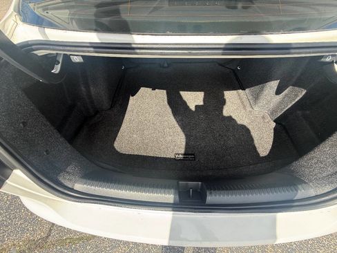 Used 2014 Volkswagen Jetta SEL image 18