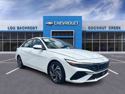 Used 2025 Hyundai Elantra SEL