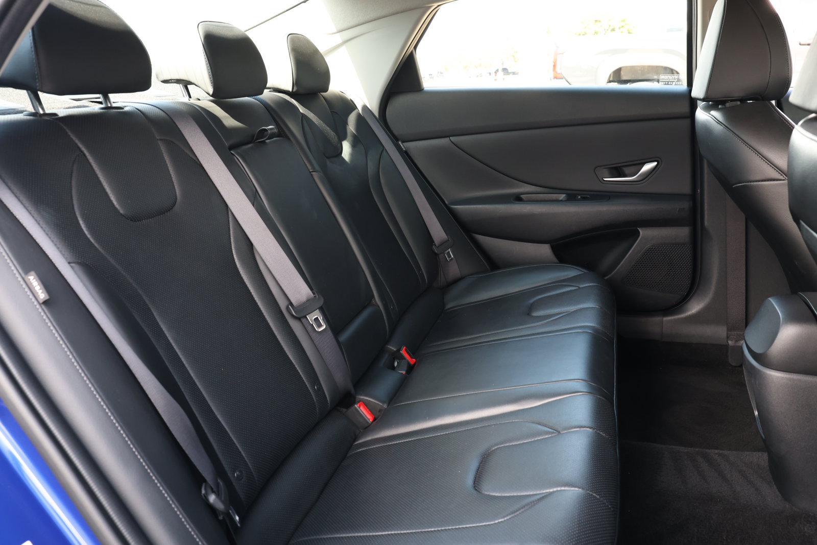 Used 2024 Hyundai Elantra Limited FWD image 33