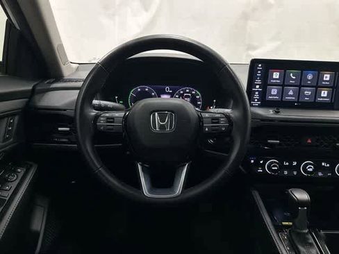 Used 2024 Honda Accord Touring image 15