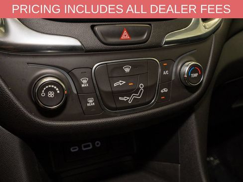 Used 2019 Chevrolet Equinox LT FWD image 14