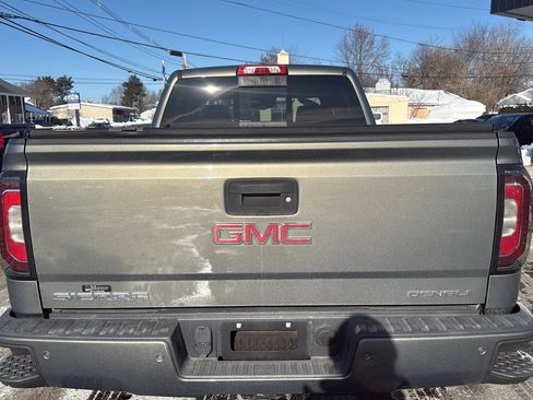 Used 2018 GMC Sierra 1500 Denali AWD/4WD image 6