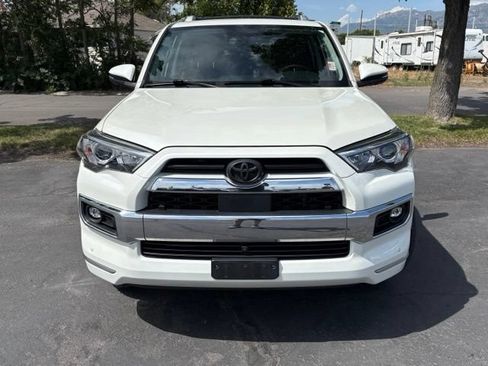 Used 2022 Toyota 4Runner Limited AWD/4WD image 2