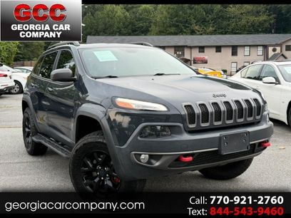 Used 2016 Jeep Cherokee Trailhawk w/ Comfort/Convenience Group