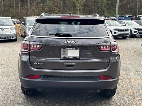 Used 2020 Jeep Compass Latitude w/ Cold Weather Group image 6