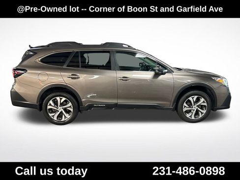 Used 2022 Subaru Outback Limited w/ Popular Package #2 AWD/4WD image 6