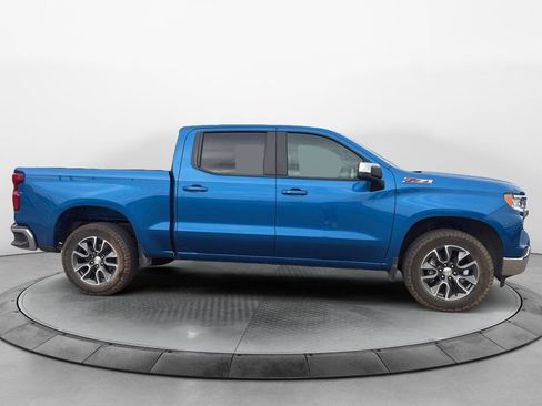 Used 2023 Chevrolet Silverado 1500 LT w/ Z71 Off-Road Package image 4