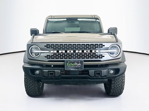 Used 2025 Ford Bronco Badlands AWD/4WD image 2