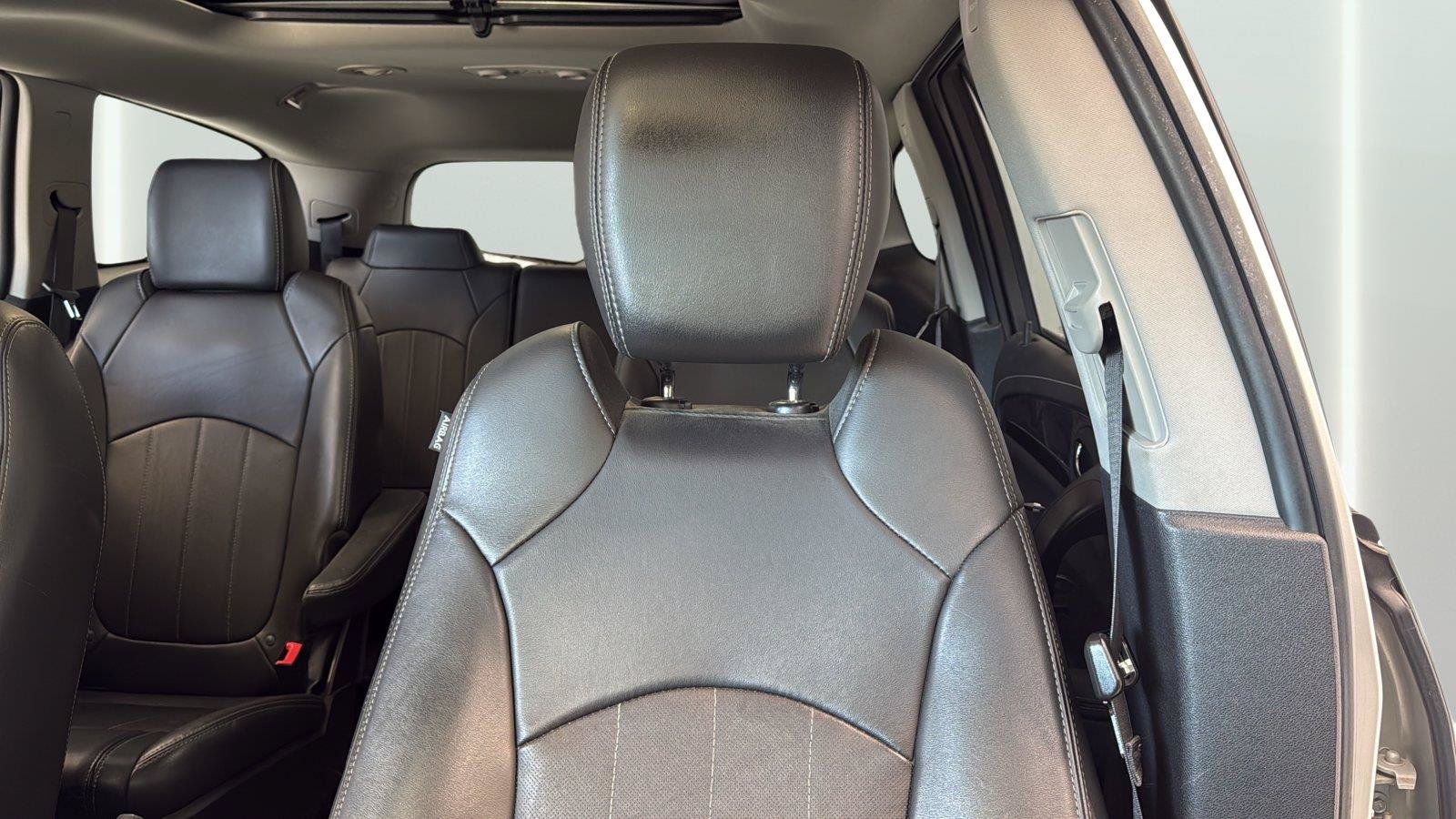 Used 2017 Buick Enclave Leather AWD/4WD image 23